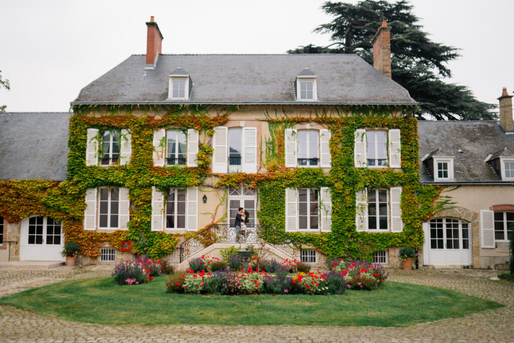 Manoir de Verzy Engagement Photos